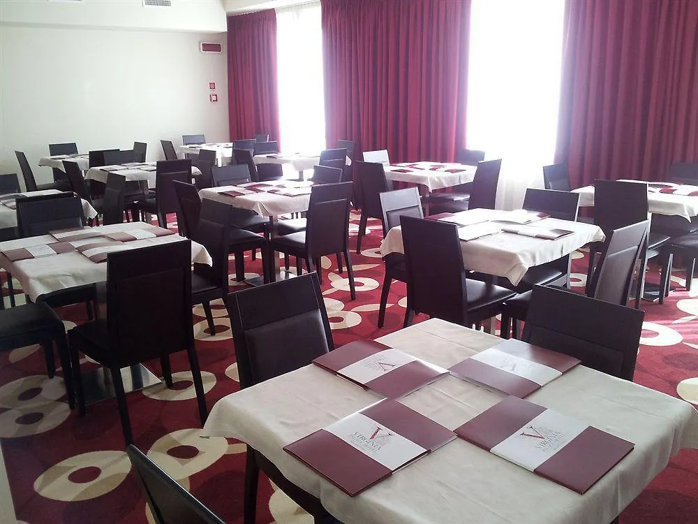 Virginia Palace Hotel Garbagnate Milanese 4*,