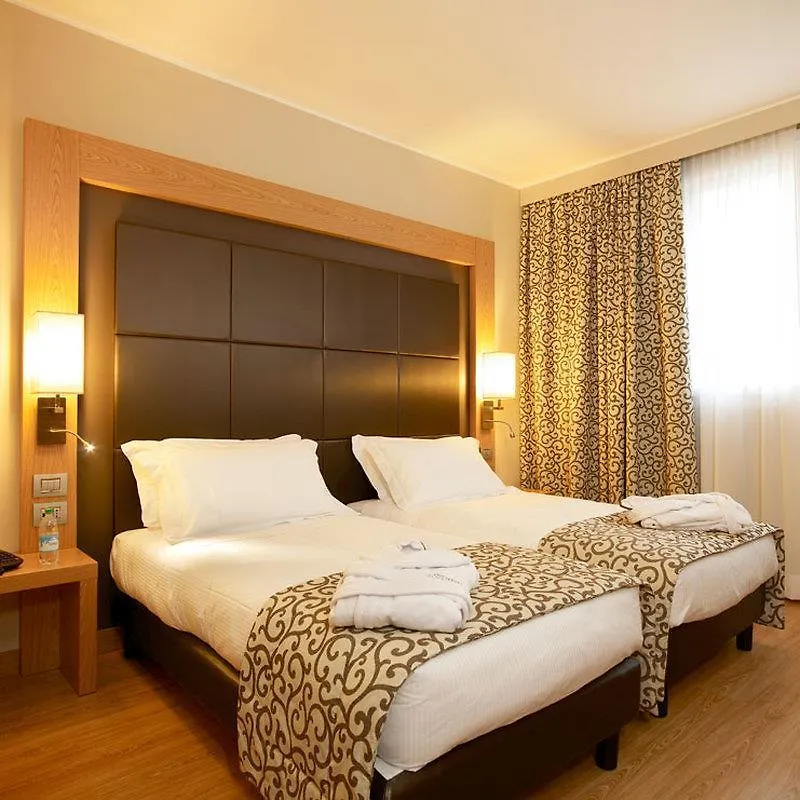 Virginia Palace Hotel Garbagnate Milanese