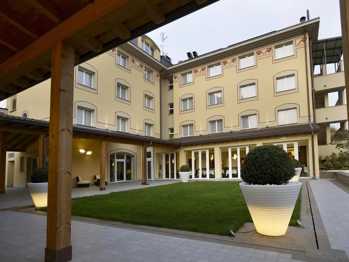 Virginia Palace Hotel Garbagnate Milanese