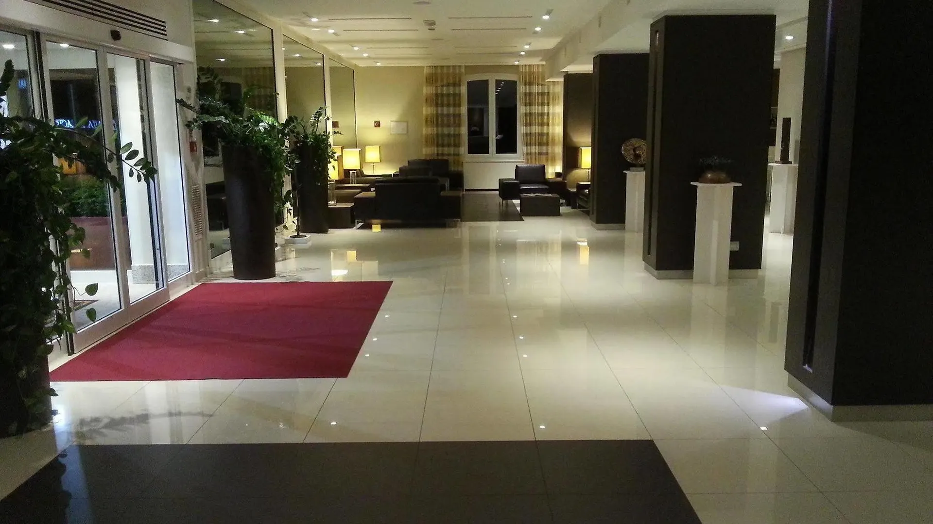 Virginia Palace Hotel Garbagnate Milanese 4*,  Italien